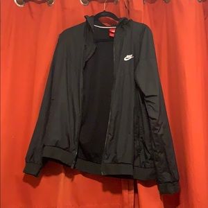 Nike windbreaker large men’s